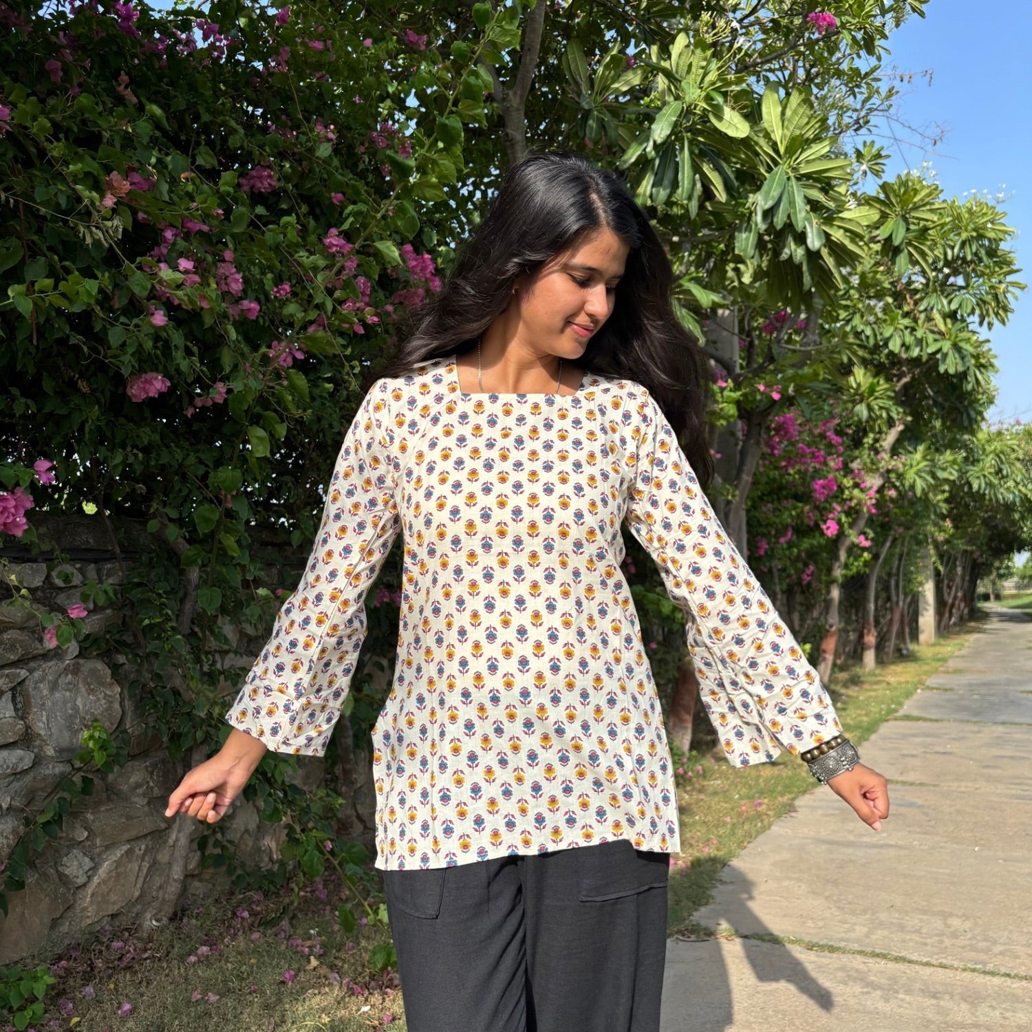 Pure Cotton Full Sleeves White Printed Short Kurti With Back Zig Zag Dori