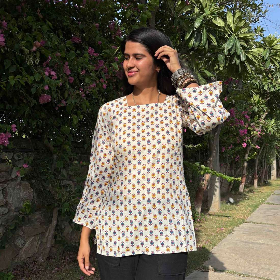 Pure Cotton Full Sleeves White Printed Short Kurti With Back Zig Zag Dori