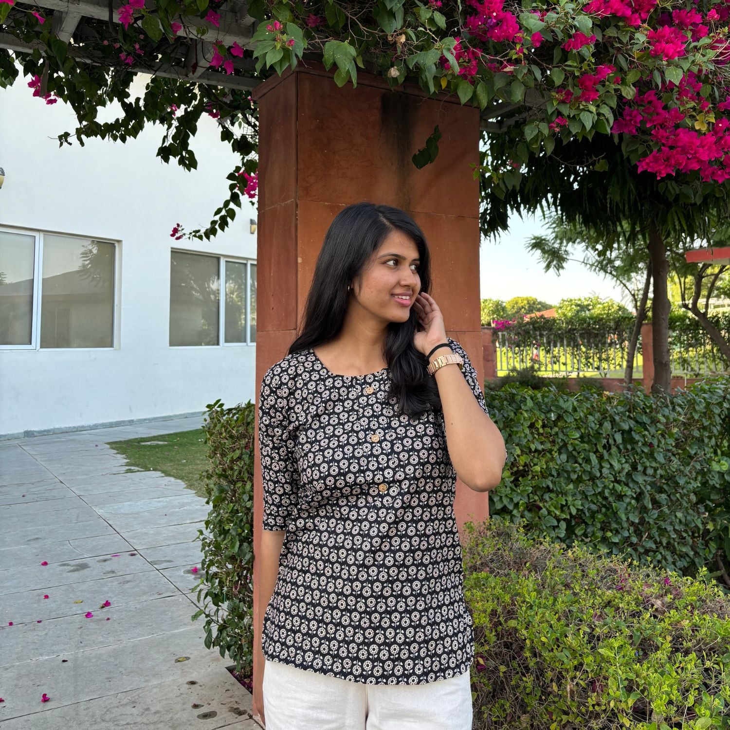 Daily Wear Black Printed Short Kurti For Women