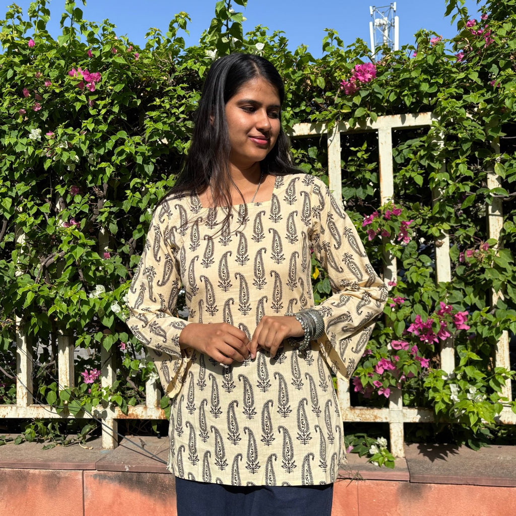 Pure Cotton Full Sleeves Jaipuri Print White Short Kurti With Back Zig Zag Dori For Women