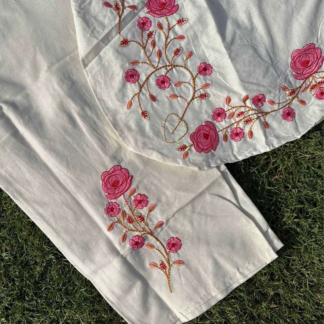 White Color Co-Ord Set With Floral Pink Embroidery On Kurti & Pant For Women