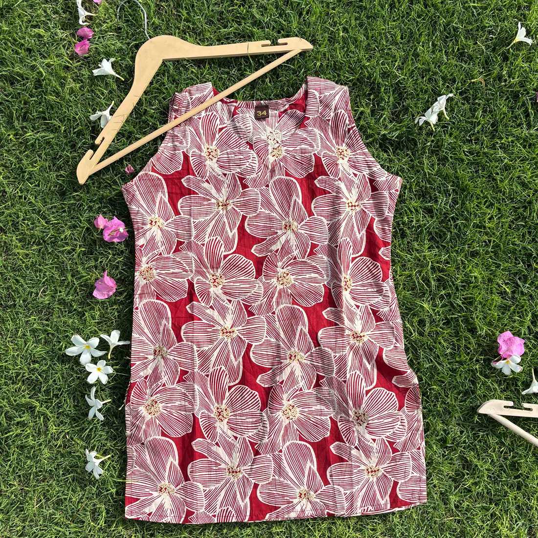 Red Floral Print Cut Sleeves Pure Cotton Short Kurti For Women