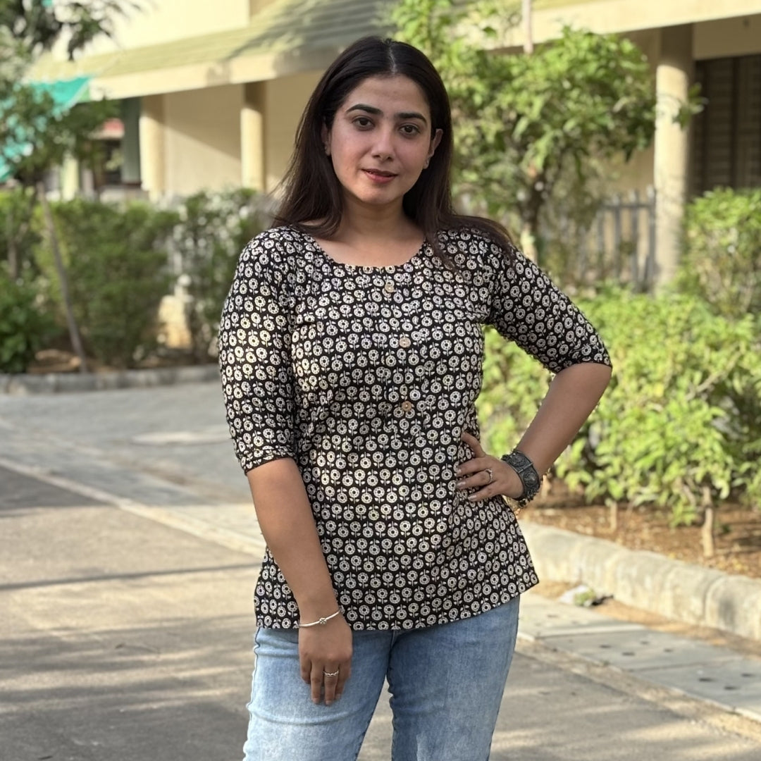 Daily Wear Black Printed Short Kurti For Women